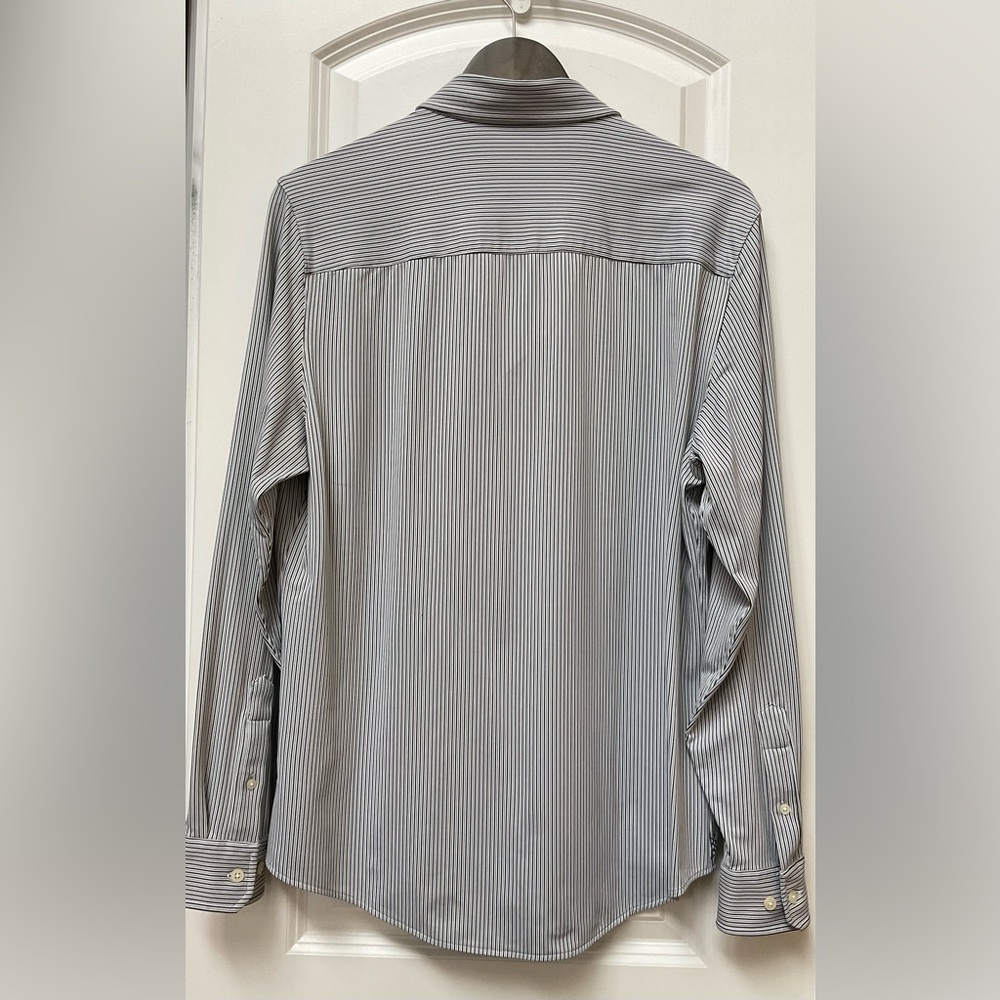 Rhone Commuter Shirt - Picture 3 of 11